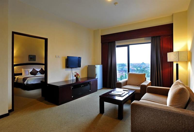 The Sun Hotel Сидоарджо Экстерьер фото